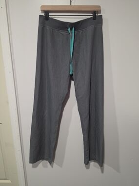 FIGS Graphite Gray High Waisted Livingston Basic Scrub Pants Womens Size Medium